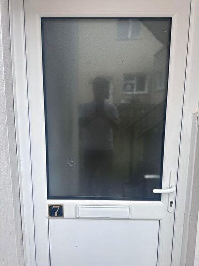 2 Bedroom Flat To Rent In Llys Dulais, Crynant, Neath, SA10