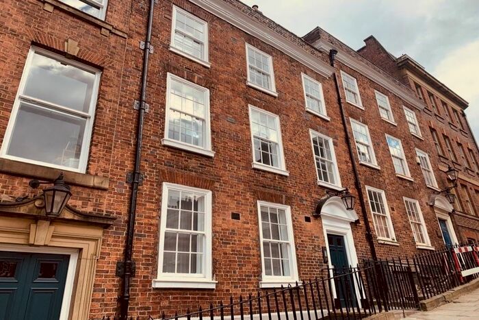 2 Bedroom Flat To Rent In Paradise Square, Sheffield, South Yorkshire, S1