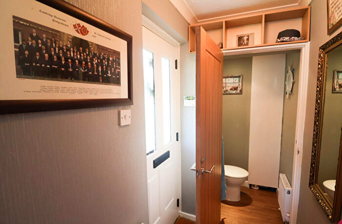 2 Bedroom Semi-Detached Bungalow For Sale In Leicester Drive, Shirebrook Park, Glossop, SK13