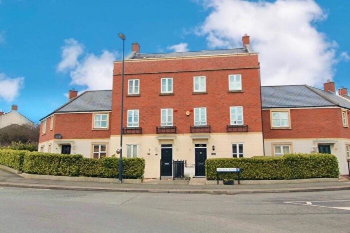 4 Bedroom Terraced House For Sale In Britten Road, Blunsdon St. Andrew, Swindon, SN25