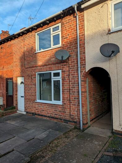 2 Bedroom Terraced House To Rent In Tansley Avenue, Wigston, LE18