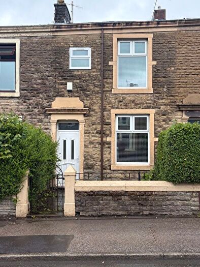 3 Bedroom Terraced House To Rent In Edmund Street, Blackburn, BB2