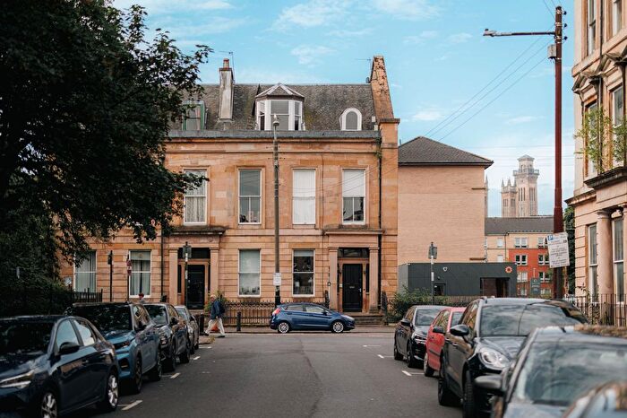 2 Bedroom Flat For Sale In West Princes Street, Woodlands, G4