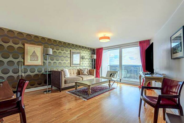 3 Bedroom Apartment To Rent In Holland Gardens, Brentford, TW8