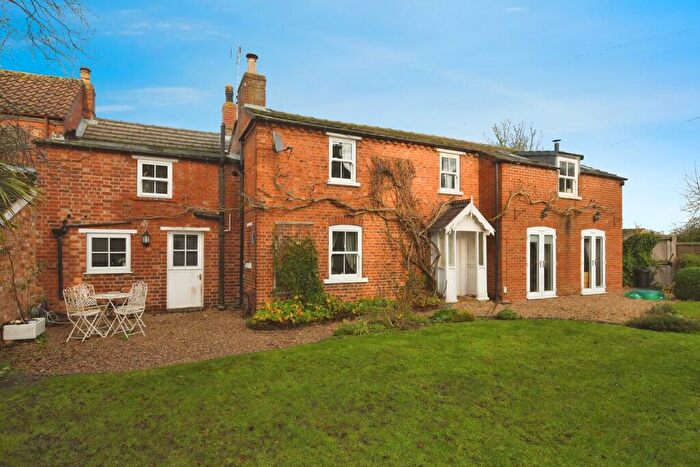 4 Bedroom End Of Terrace House For Sale In Westgate, Ruskington, Sleaford, NG34