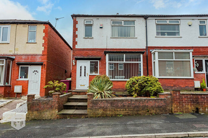 3 Bedroom Semi Detached House For Sale In Stanley Road, Bolton, Greater Manchester, BL1