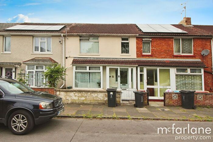 3 Bedroom Terraced House To Rent In Wembley Street, Swindon, SN2