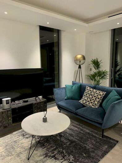 2 Bedroom Apartment To Rent In Bollinder Place, London, EC1V