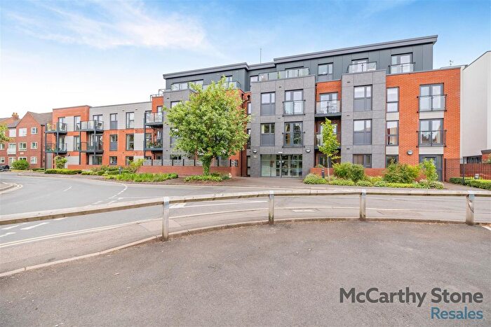 1 Bedroom Flat For Sale In Scott Place, Cross Keys, Lichfield, WS13