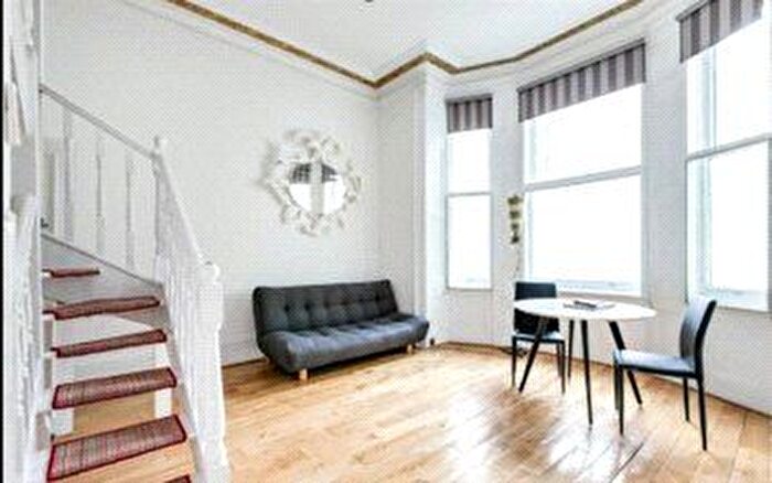 1 Bedroom Flat To Rent In Trebovir Road, London, SW5