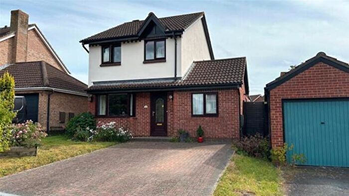3 Bedroom Detached House For Sale In Ferndale Close, Honiton, EX14