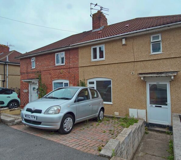 2 Bedroom Apartment To Rent In Ponsford Road, Knowle, Bristol, BS4
