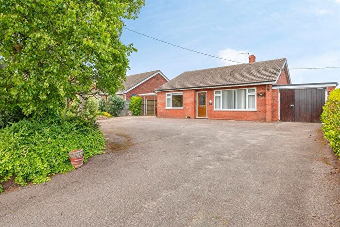 2 Bedroom Detached Bungalow For Sale In Chapelfield, Freethorpe, Norwich, NR13