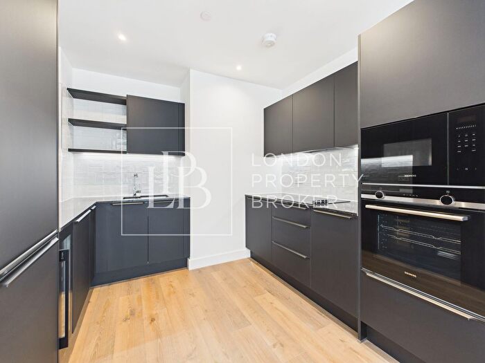 2 Bedroom Flat To Rent In Kubrick House, Lombard Square, SE28