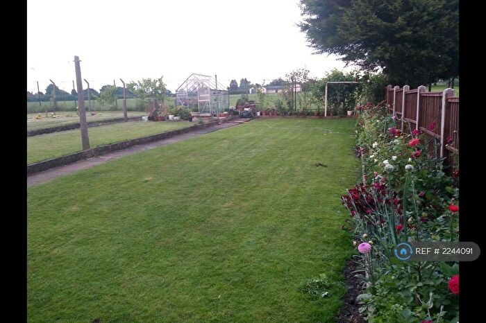 3 Bedroom Semi-Detached House To Rent In Withcote Avenue, Leicester, LE5