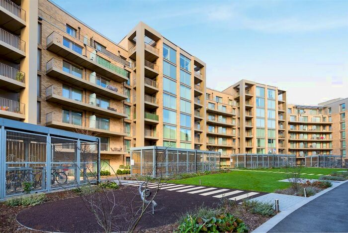2 Bedroom Flat To Rent In Garnet Place, West Drayton UB7