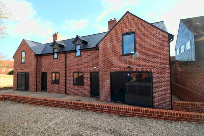 1 Bedroom Terraced House To Rent In Kingswood Court, Bradford Street, Braintree, CM7