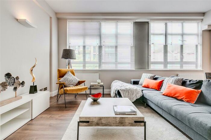 2 Bedroom Flat To Rent In City Road, London, EC1V