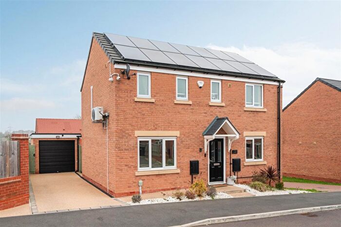 3 Bedroom Detached House For Sale In Jasper Avenue, Hasland, Chesterfield, S41