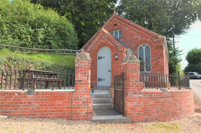 1 Bedroom Detached House To Rent In Whitnage, Tiverton, Devon, EX16