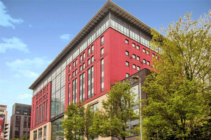 2 Bedroom Apartment To Rent In Royal Arch Apartments, B1