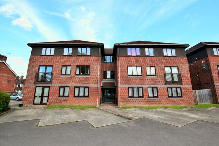 1 Bedroom Apartment To Rent In Oakfields, Alexandra Avenue, Camberley, Surrey, GU15