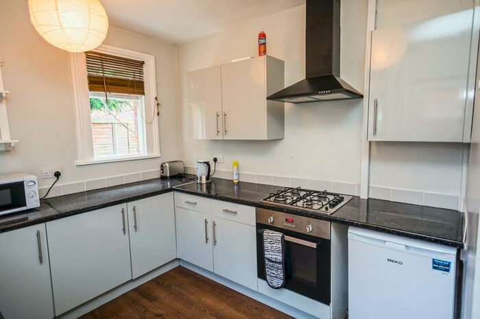 4 Bedroom Semi-Detached House To Rent In Priory Road, Gloucester, GL1