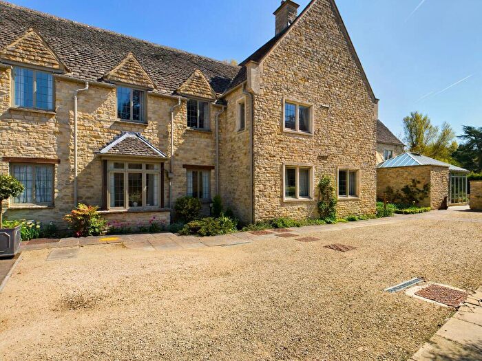 1 Bedroom Retirement Property For Sale In Station Road, Shipton-under-Wychwood, Chipping Norton, Oxfordshire, OX7