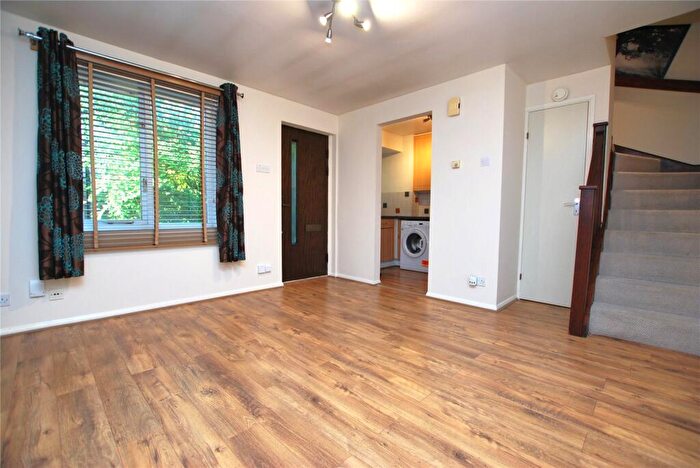 1 Bedroom Terraced House To Rent In Weybrook Drive, Guildford, Surrey, GU4