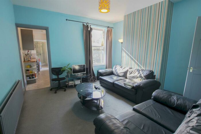 3 Bedroom House To Rent In Dartmouth Road, Selly Oak, Birmingham, B29