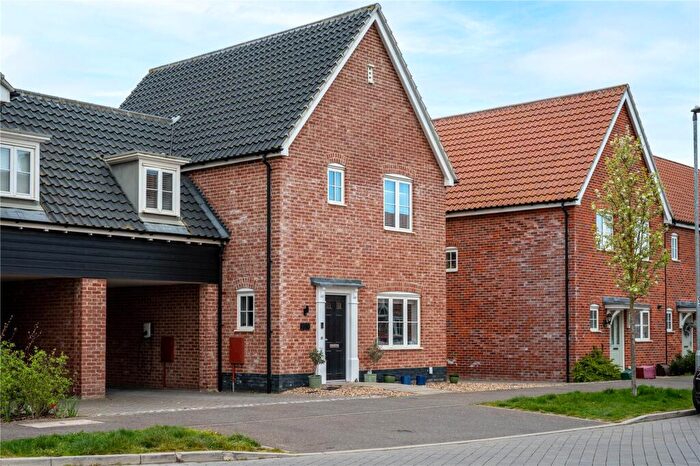 3 Bedroom Link Detached House For Sale In Forrester Road, Mistley, Manningtree, Essex, CO11
