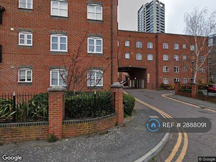 1 Bedroom Flat To Rent In Stratford, London, E15