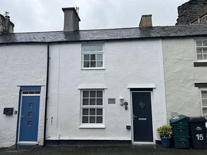 2 Bedroom Cottage For Sale In Sea View Terrace, Conwy, LL32