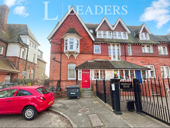 1 Bedroom Flat To Rent In Sunnington Court, West Cliff Gardens, BH2