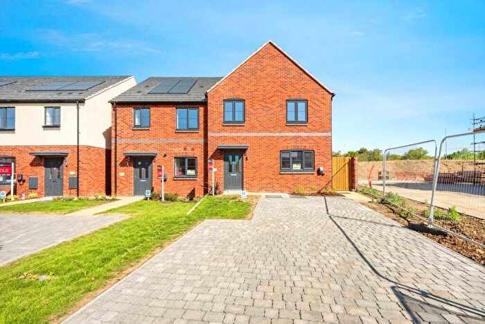 4 Bedroom Semi-Detached House For Sale In Weavers Grange, London Road, Bozeat, NN29