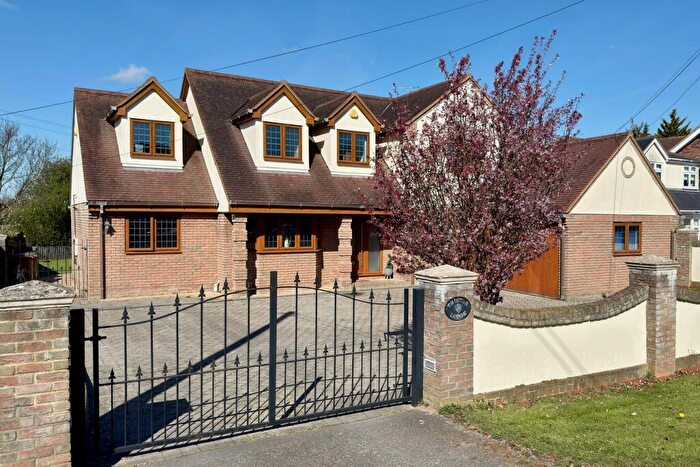 5 Bedroom Detached House For Sale In Southend Road, Howe Green, Chelmsford, CM2