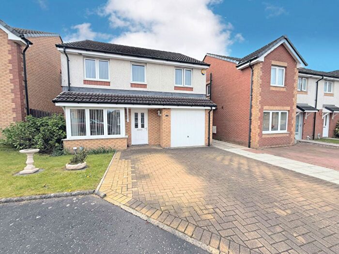 4 Bedroom Detached House For Sale In Jenkinson Drive, Redding, FK2