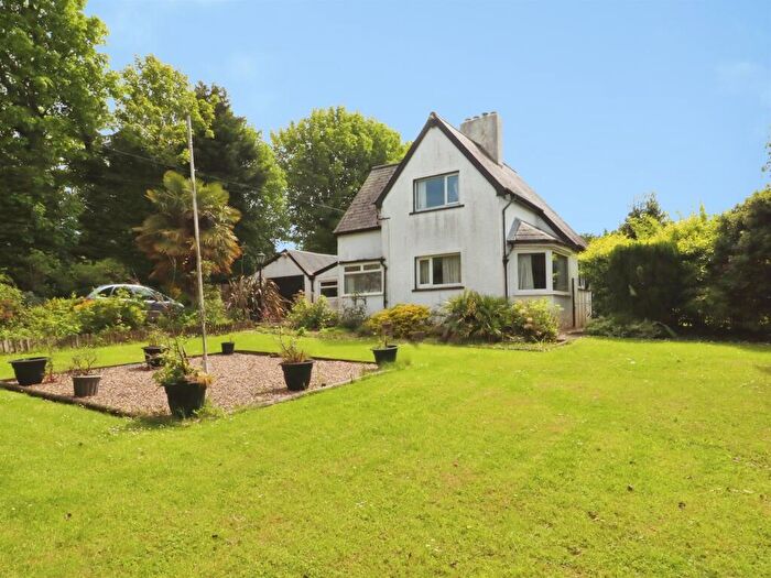 3 Bedroom Detached House For Sale In Highlight Lane, Barry, CF62