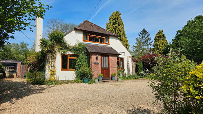 4 Bedroom Detached House For Sale In Stoney Lane, Ashmore Green, RG18