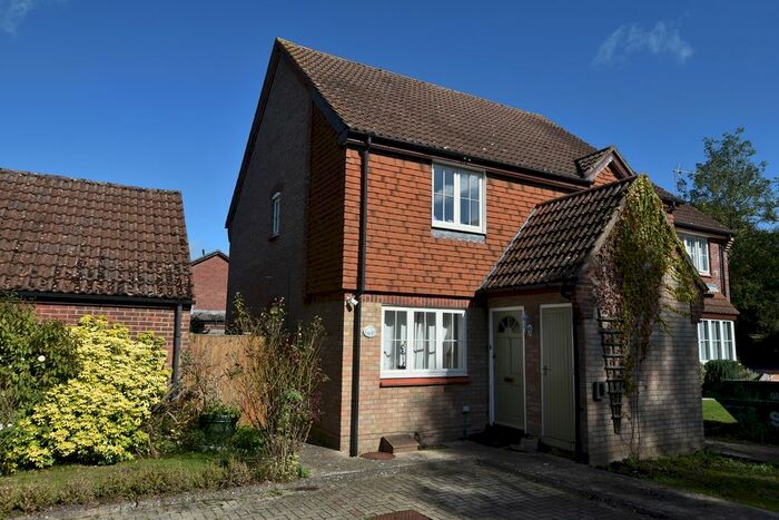 2 Bedroom End Of Terrace House To Rent In Savory Walk, Foxley Fields, Binfield, RG42