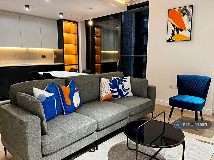 2 Bedroom Flat To Rent In Vermont House, London, EC1V