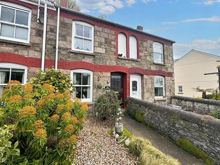 2 Bedroom Cottage For Sale In Cosy Home, Helston, TR13