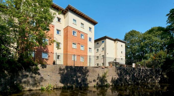 1 Bedroom Flat To Rent In College Court Salisbury Avenue, Stoke-On-Trent ST1