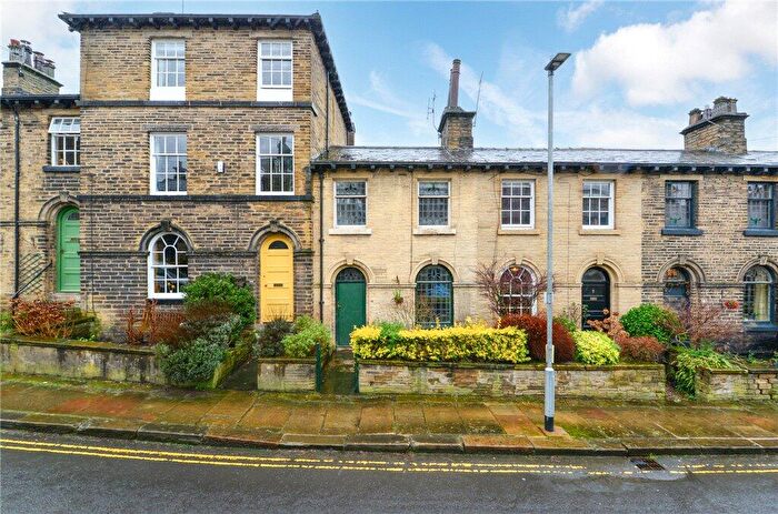 2 Bedroom Terraced House For Sale In William Henry Street, Shipley, West Yorkshire, BD18