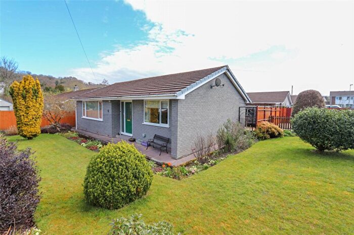 3 Bedroom Bungalow For Sale In Horrabridge, Yelverton, PL20