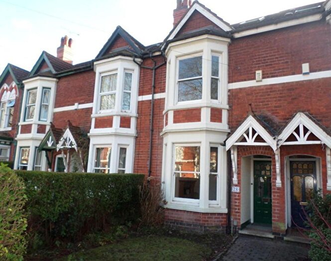 4 Bedroom Town House To Rent In Third Avenue, Selly Oak, Birmingham, B29