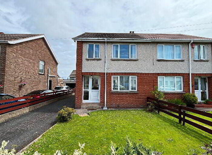 3 Bedroom Semi-Detached House To Rent In Wood Lane, Lurgan, BT66