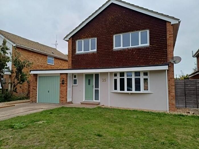 4 Bedroom Detached House To Rent In Whiteness Green, Broadstairs, CT10