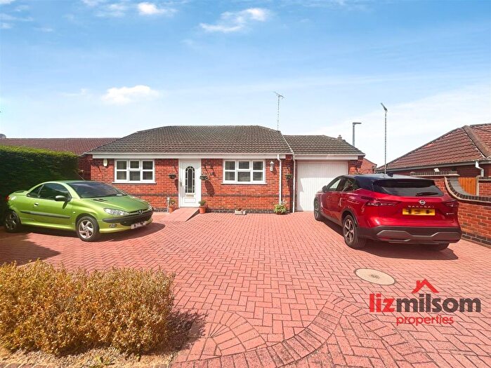 2 Bedroom Detached Bungalow For Sale In Ravenwood, Swadlincote, DE11