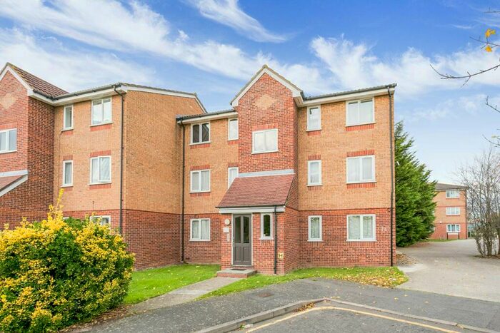 1 Bedroom Flat To Rent In Express Drive, IG3